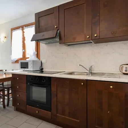 Apartment Locazione Turistica Nuova Dogana-2 *